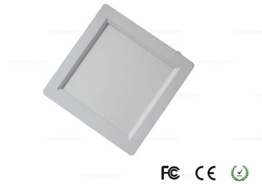 アルミ合金 PF 0.95 16 の W によって引込められる LED の天井板は暖かい白をつけます